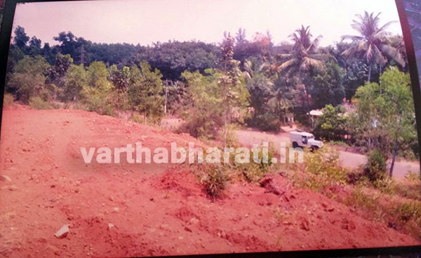 ಬೆಳ್ತಂಗಡಿ: ಜನರ ತೀವ್ರ ವಿರೋಧವಿದ್ದರೂ ಜನವಸತಿಯ ನಡುವೆಯೇ ತ್ಯಾಜ್ಯ ಘಟಕದ ನಿರ್ಮಾಣ