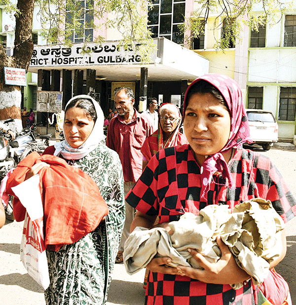 ಕಲಬುರಗಿ ಆಸ್ಪತ್ರೆಯಲ್ಲಿ ಬೆಂಕಿ ಆಕಸ್ಮಿಕ: 26 ಹಸುಗೂಸುಗಳು ಪಾರು