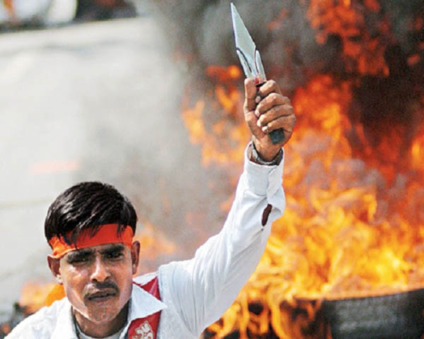 ನಕಲಿ ರಾಷ್ಟ್ರವಾದಿಗಳ ಹುನ್ನಾರ