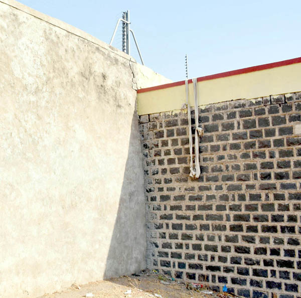 ಕಲಬುರಗಿ: ಜೈಲಿನ ಗೋಡೆ ಕೊರೆದು ನಾಲ್ವರು ಕೈದಿಗಳು ಪರಾರಿ