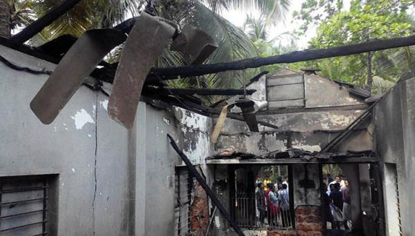 ಎಕೆಜಿ ಗ್ರಂಥಾಲಯ ದಹನ ಪ್ರಕರಣ: ಇಬ್ಬರು ಆರೆಸ್ಸೆಸ್ ಕಾರ್ಯಕರ್ತರ ಬಂಧನ