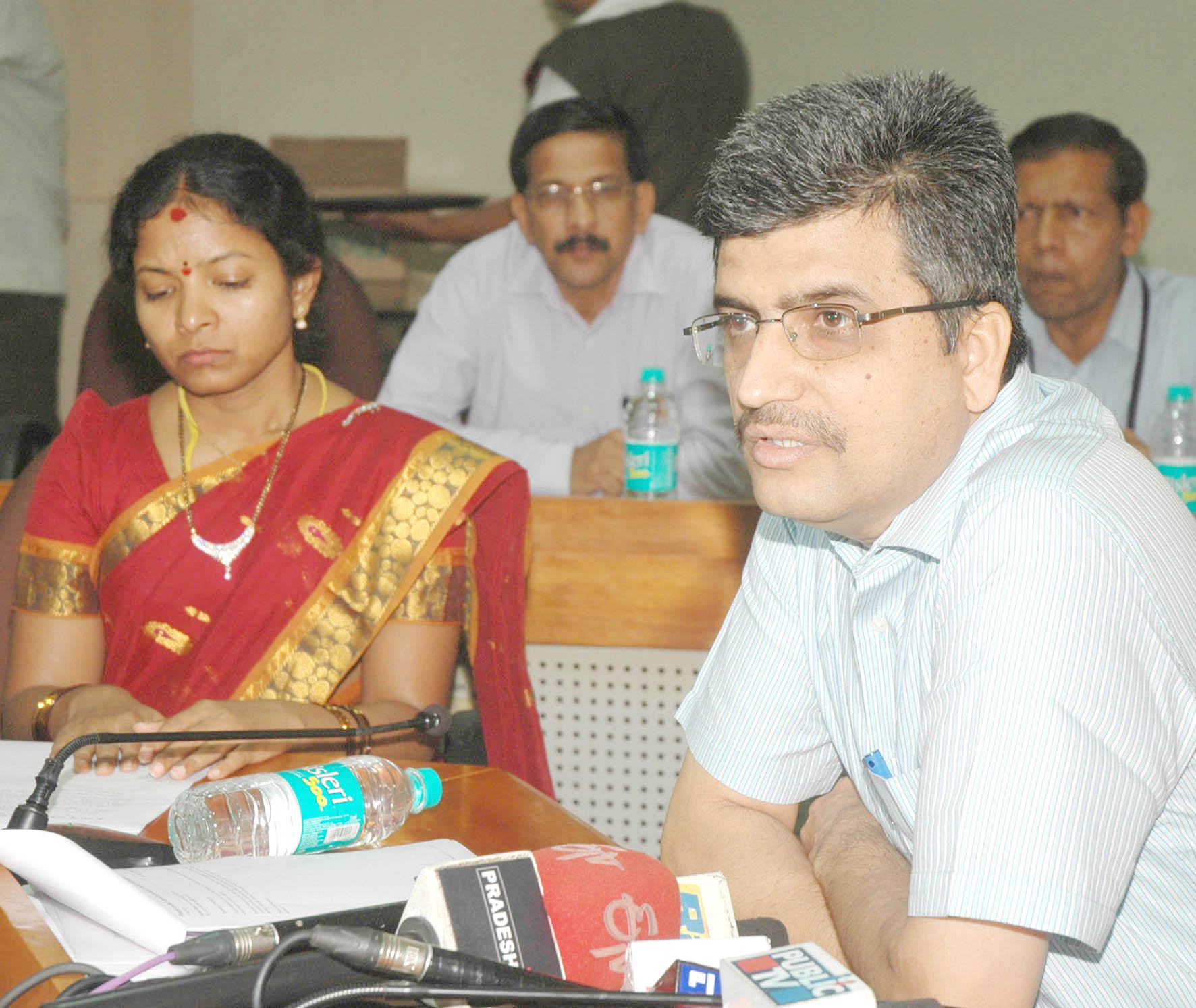 ವಿದ್ಯಾರ್ಥಿಗಳ ಭವಿಷ್ಯದ ಹಿತದೃಷ್ಟಿಯಿಂದ ಮರುಪರೀಕ್ಷೆ: ಅಜಯ್‌ಸೇಠ್