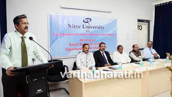 ಗ್ರಾಮೀಣ ಬಡಜನರ ಬದುಕಿಗೆ ಸಹಾಯಕವಾಗುವ ಸಾಮಾಜಿಕ ಹೊಣೆಗಾರಿಕೆಯ ಉದ್ಯಮಗಳು ಹೆಚ್ಚ ಬೇಕು-ಡಾ.ಎನ್.ಕೆ.ತಿಂಗಳಾಯ