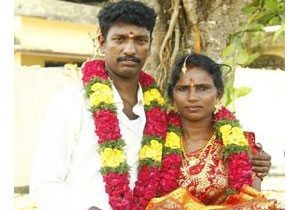 ವರನನ್ನು ಸಜ್ಜುಗೊಳಿಸಿದ ಸಹಕೈದಿಗಳು: ಪೊಲೀಸ್ ಕಾವಲಿನಲ್ಲಿ ನಡೆದ ಕೈದಿಯೊಬ್ಬನ ವಿವಾಹ!