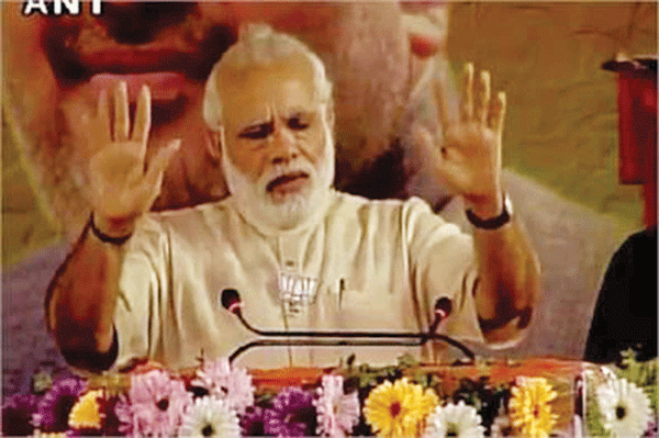 ಅಝಾನ್ ಕೇಳಿ ಭಾಷಣ ನಿಲ್ಲಿಸಿದ ಪ್ರಧಾನಿ ಮೋದಿ