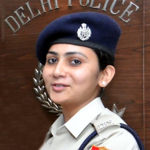 ದ್ವೇಷ ಅಭಿಯಾನವನ್ನು ವಿಫ಼ಲಗೊಳಿಸಿದ  ಮಾದರಿ ಯುವ IPS ಅಧಿಕಾರಿ