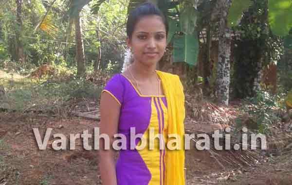 ಬಾಯಾರು : ಯುವತಿ ನೇಣುಬಿಗಿದ ಸ್ಥಿತಿಯಲ್ಲಿ ಪತ್ತೆ