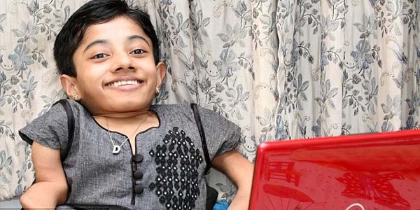 ಧನ್ಯಾ ಅತ್ತರೂ, ನಕ್ಕರೂ ಎಲುಬು ಮುರಿಯುತ್ತದೆ: ಅಪೂರ್ವ ರೋಗಬಾಧಿಸಿದ ಯುವತಿ