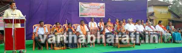 ಸುಳ್ಯದಲ್ಲಿ ಬಿಜೆಪಿಯಿಂದ ವಿಜಯೋತ್ಸವ - ಕಾರ್ಯಕರ್ತರಿಗೆ ಅಭಿನಂದನೆ