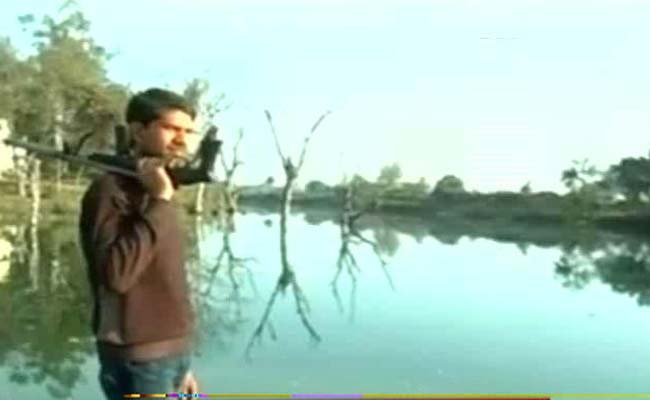 ಹಳ್ಳಿಗರು ಕುಡಿಯುವ ನೀರು ತೆಗೆಯದಂತೆ ಕೋವಿಧಾರಿಗಳನ್ನು ಕಾವಲಿರಿಸಿದ ಮಧ್ಯಪ್ರದೇಶದ ಮುನ್ಸಿಪಾಲಿಟಿ!