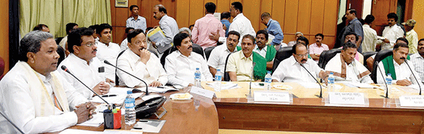 ಮಧ್ಯ-ಬಯಲು ಸೀಮೆ: ನೀರಾವರಿ ನಿಗಮ ಸ್ಥಾಪನೆ