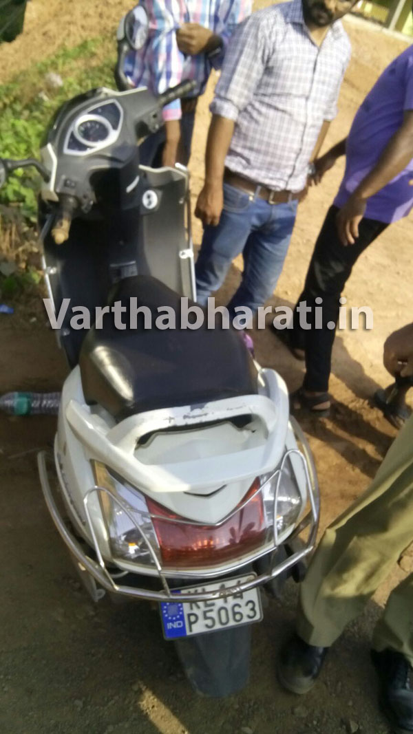 ಕಾಸರಗೋಡು: ಭೀಕರ ಅಪಘಾತ: ದಂಪತಿ ಮೃತ್ಯು, ಅಪಾಯದಿಂದ ಪಾರಾದ ಮಗು