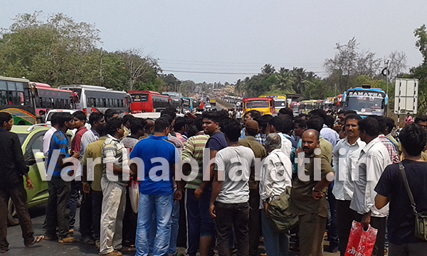 ಸುರತ್ಕಲ್: ಎನ್‌ಐಟಿಕೆ ಟೋಲ್‌ಗೇಟ್‌ನಲ್ಲಿ ಗೂಂಡಾಗಿರಿ