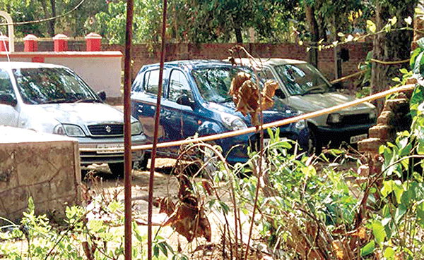 ಕೊಲ್ಲಂ ಸಿಡಿಮದ್ದು ದುರಂತ: ಭಾರೀ ಸ್ಫೋಟಕಗಳಿರುವ ಮೂರು ಕಾರುಗಳು ಪತ್ತೆ