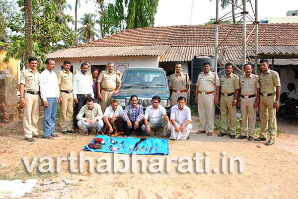 ಉಪ್ಪಿನಂಗಡಿ: ಮಾರಕ ಆಯುಧಗಳೊಂದಿಗೆ ಕ್ವಾಲಿಸ್ ವಾಹನದಲ್ಲಿ ಬರುತ್ತಿದ್ದ ಐವರ ಬಂಧನ