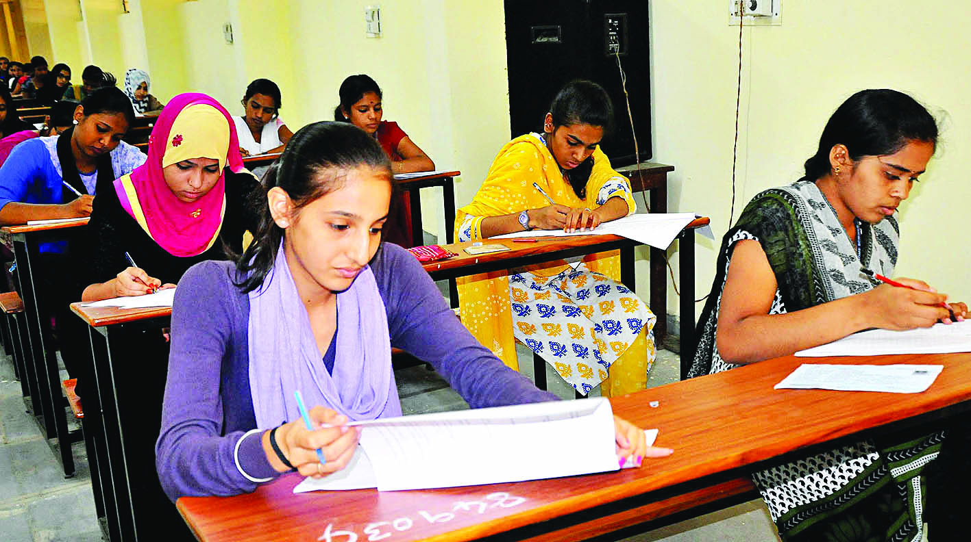 ಮುಂದಿನ ವರ್ಷದಿಂದ ಎಸೆಸೆಲ್ಸಿ, ಪಿಯುಸಿ ಪ್ರಶ್ನೆಪತ್ರಿಕೆ ಆನ್‌ಲೈನ್