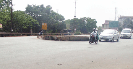 ಕಗ್ಗತ್ತಲ ಕೂಪದಲ್ಲಿ ಬಿ.ಸಿ.ರೋಡ್ ಮುಖ್ಯವೃತ್ತ: ಜನಪ್ರತಿನಿಧಿ, ಅಧಿಕಾರಿಗಳ ನಿರ್ಲಕ್ಷ