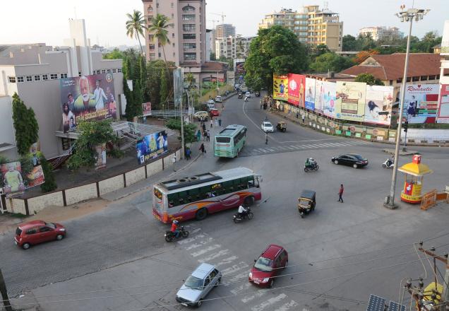 ಜ್ಯೋತಿ ಸರ್ಕಲ್‌ನ ಡಾ.ಅಂಬೇಡ್ಕರ್ ಹೆಸರು ಮರೆಮಾಚುವ ಬ್ಯಾಂಕ್ ನಾಮಫಲಕ ತೆರವಿಗೆ ಆಗ್ರಹ