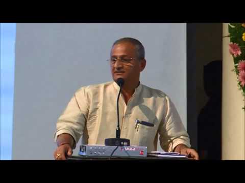 ಎಂಎಲ್‌ಸಿಗಳನ್ನು ಹೊರದಬ್ಬಿ  ಅವರತ್ತ ಚಪ್ಪಲಿ ಎಸೆದ ಉಪನ್ಯಾಸಕರು ..!