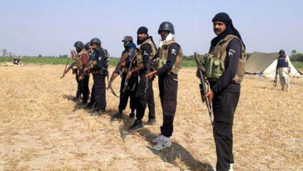 ಪಾಕಿಸ್ತಾನದಲ್ಲಿ ಪೊಲೀಸರನ್ನೇ ಅಪಹರಿಸಿ ಒತ್ತೆಯಾಳಾಗಿರಿಸಿದ ಗ್ಯಾಂಗ್: ಬಿಡಿಸಲು ಹೆಣಗಾಡುತ್ತಿರುವ ಸೇನೆ!