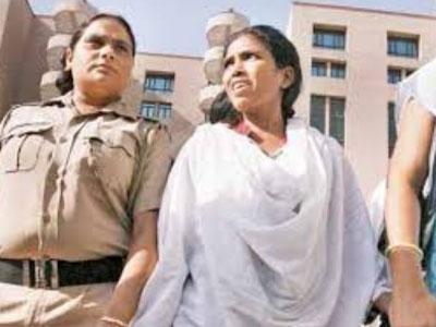 ಪೊಲೀಸರ ಜತೆ ‘ಅನೈತಿಕ’ ಸಂಬಂಧ: ಏಕತಾ ಮಂಚ್ ವಿಸರ್ಜನೆ