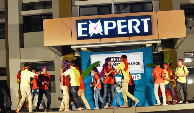 ಪಿಯು ಪ್ರಶ್ನೆ ಪತ್ರಿಕೆ ಸೋರಿಕೆ ಹಗರಣ : ಎಕ್ಸ್‌ಪರ್ಟ್, ಮಹೇಶ್ ಪಿಯು ಕಾಲೇಜುಗಳ ಮೇಲೆ ಸಿ.ಐ.ಡಿ ದಾಳಿ