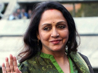 70 ಕೋಟಿಯ ಭೂಮಿಯನ್ನು ಹೇಮಮಾಲಿನಿಗೆ ಬಿಟ್ಟಿಯಾಗಿ ಕೊಟ್ಟ ಬಿಜೆಪಿ ಸರಕಾರ !