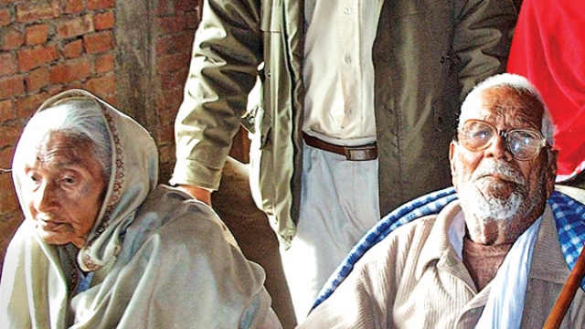 ನೇತಾಜಿಯ ಕಾರು ಚಾಲಕ 116ರ ಹರೆಯದ ನಿಝಾಮುದ್ದೀನ್‌ ಜಗತ್ತಿನ ಅತ್ಯಂತ ಹಿರಿಯ ವ್ಯಕ್ತಿ