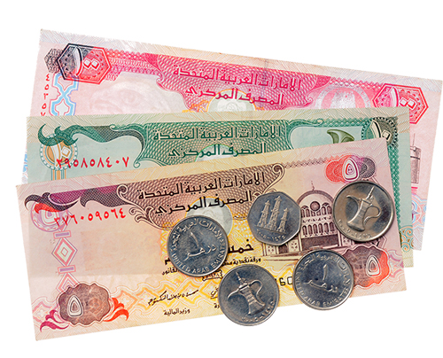 ಒಂದು ಲಕ್ಷ ದಿರ್ಹಮ್ ಹಣವಿದ್ದ ಬ್ಯಾಗ್ ಮರಳಿಸಿದ ಭಾರತೀಯ ಕ್ಲೀನರ್ ಗೆ ಸನ್ಮಾನ, ಬಹುಮಾನ