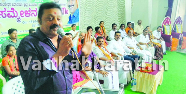 ಕಾಸರಗೋಡು : ಭ್ರಷ್ಟಾಚಾರ ಆಡಳಿತವನ್ನು ಕೊನೆಗಾಣಿಸಲು ಜನಪರ ಸರಕಾರಕ್ಕೆ ಅವಕಾಶ ನೀಡಿ - ಚಿತ್ರನಟ ಸುರೇಶ್ ಗೋಪಿ