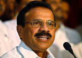 ಸುಡುಮದ್ದು ಸುರಕ್ಷತೆ ವಿಚಾರದಲ್ಲಿ ರಿಯಾಯಿತಿ ನೀಡದಂತೆ ಕೇಂದ್ರದಿಂದ ಕಟ್ಟು ನಿಟ್ಟಿನ ಆದೇಶ- ಡಿ.ವಿ. ಸದಾನಂದ ಗೌಡ