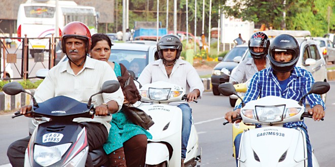 ಹೆಲ್ಮೆಟ್ ಧರಿಸುವುದು ಕಣ್ಣಾಮುಚ್ಚಾಲೆ ಆಟವಾಗದಿರಲಿ