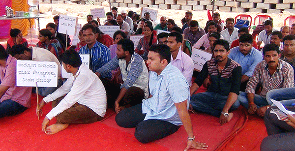 ಕಳವಾರು: ನಿರ್ವಸಿತ ಕಾರ್ಮಿಕರಿಂದ ಜೆಬಿಎಫ್ ಕಂಪೆನಿ ವಿರುದ್ಧ ಪ್ರತಿಭಟನೆ