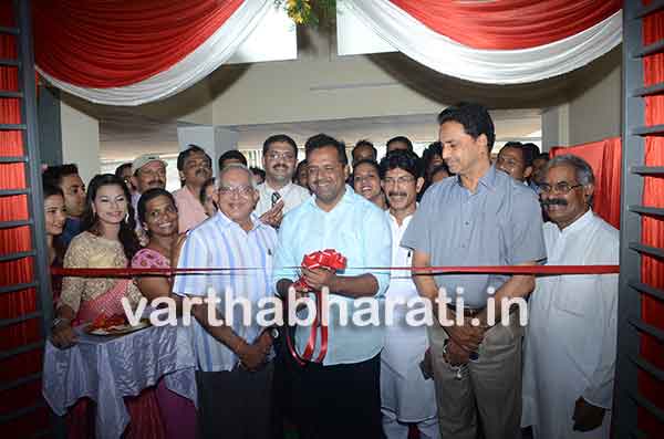 ರೋಗಿಗಳನ್ನು ನಿರ್ಲಕ್ಷಿಸುವವರ ವಿರುದ್ಧ ಕ್ರಮ: ಸಚಿವ ಖಾದರ್