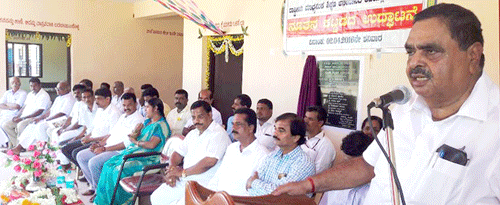 ಖಾಸಗಿ ಶಾಲಾ ವಿದ್ಯಾರ್ಥಿಗಳಿಗೂ ‘ಶೂಭಾಗ್ಯ’: ಸಚಿವ ರೈ