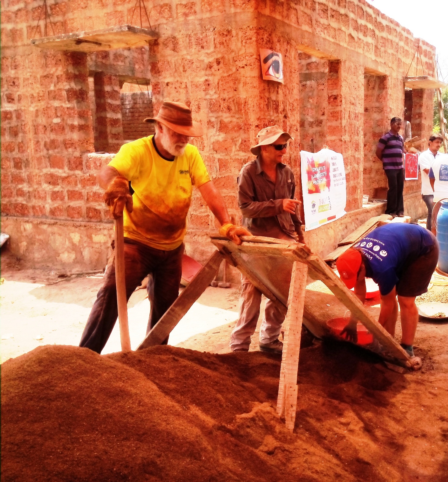 ಆಸ್ಟ್ರೇಲಿಯಾ ಪ್ರಜೆಗಳಿಂದ ಬಡವರಿಗೆ ಸೂರು ನಿರ್ಮಾಣ