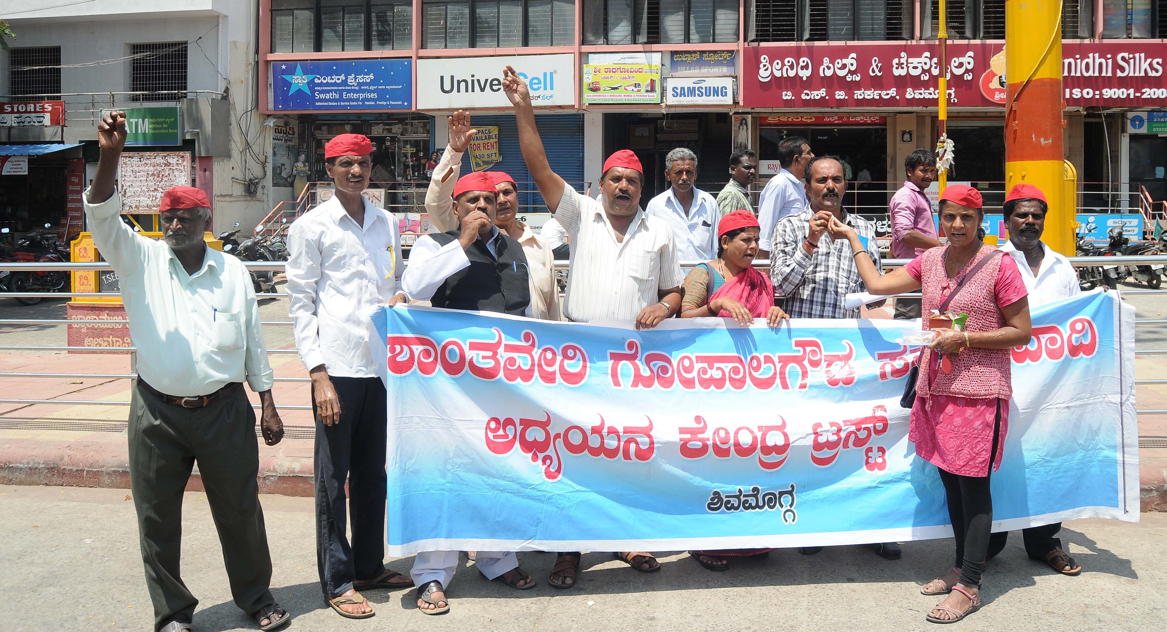 ಕಸಾಪ ಮಾಜಿ ಅಧ್ಯಕ್ಷರಿಂದ ಹಣ ದುರ್ಬಳಕೆ: ಆರೋಪ