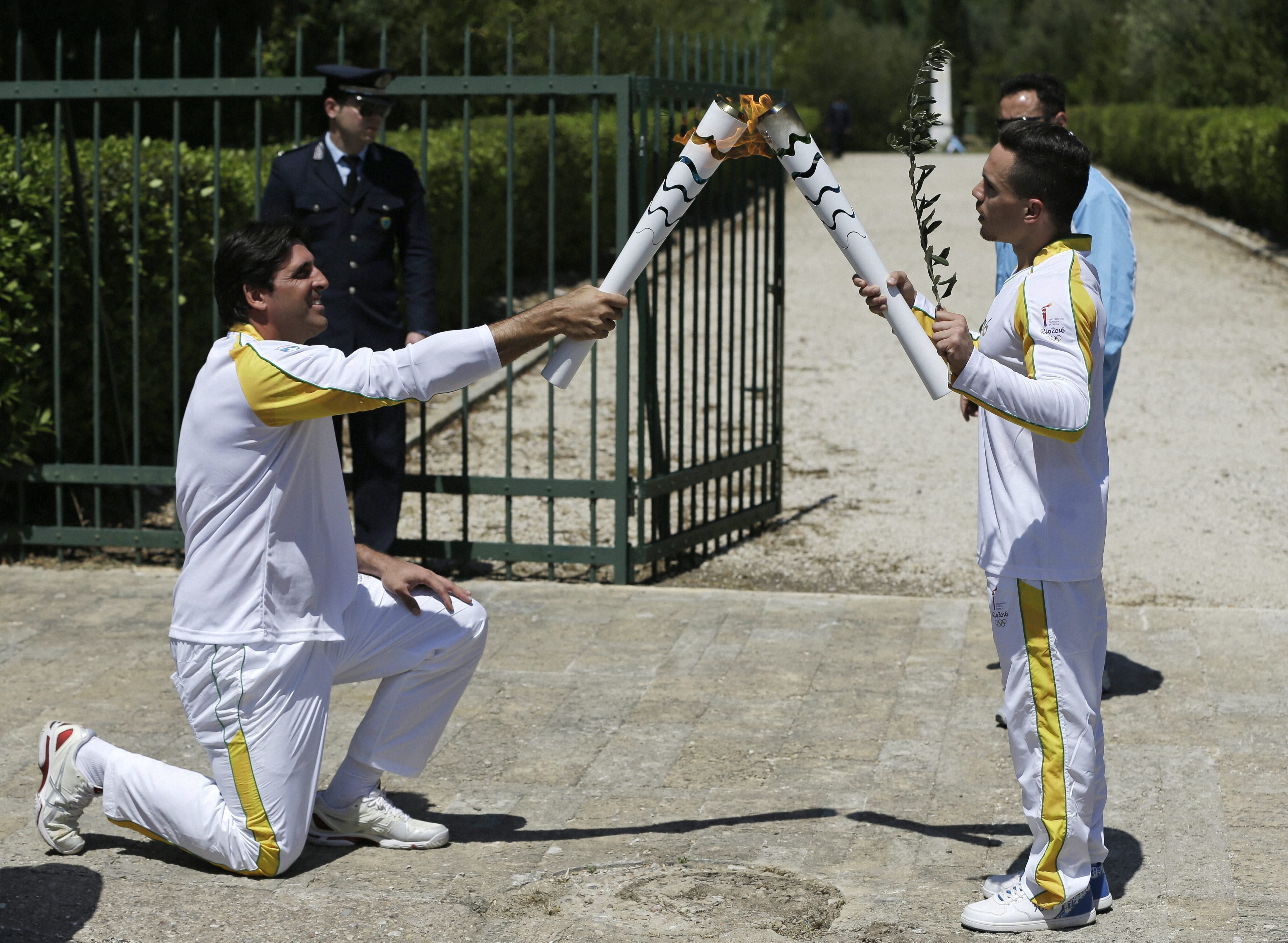 ರೀಸ್‌ಗೆ ತಲುಪಿದ ಒಲಿಂಪಿಕ್ಸ್ ಜ್ಯೋತಿ