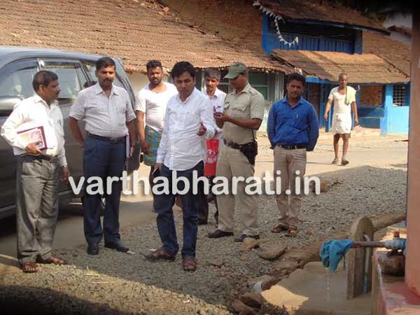 ಜಿಲ್ಲಾಧಿಕಾರಿ ದಿಢೀರ್ ಭೇಟಿ: ಬರ, ಕುಡಿಯುವ ನೀರು ನಿರ್ವಹಣೆ ಕುರಿತು ಪರಿಶೀಲನೆ