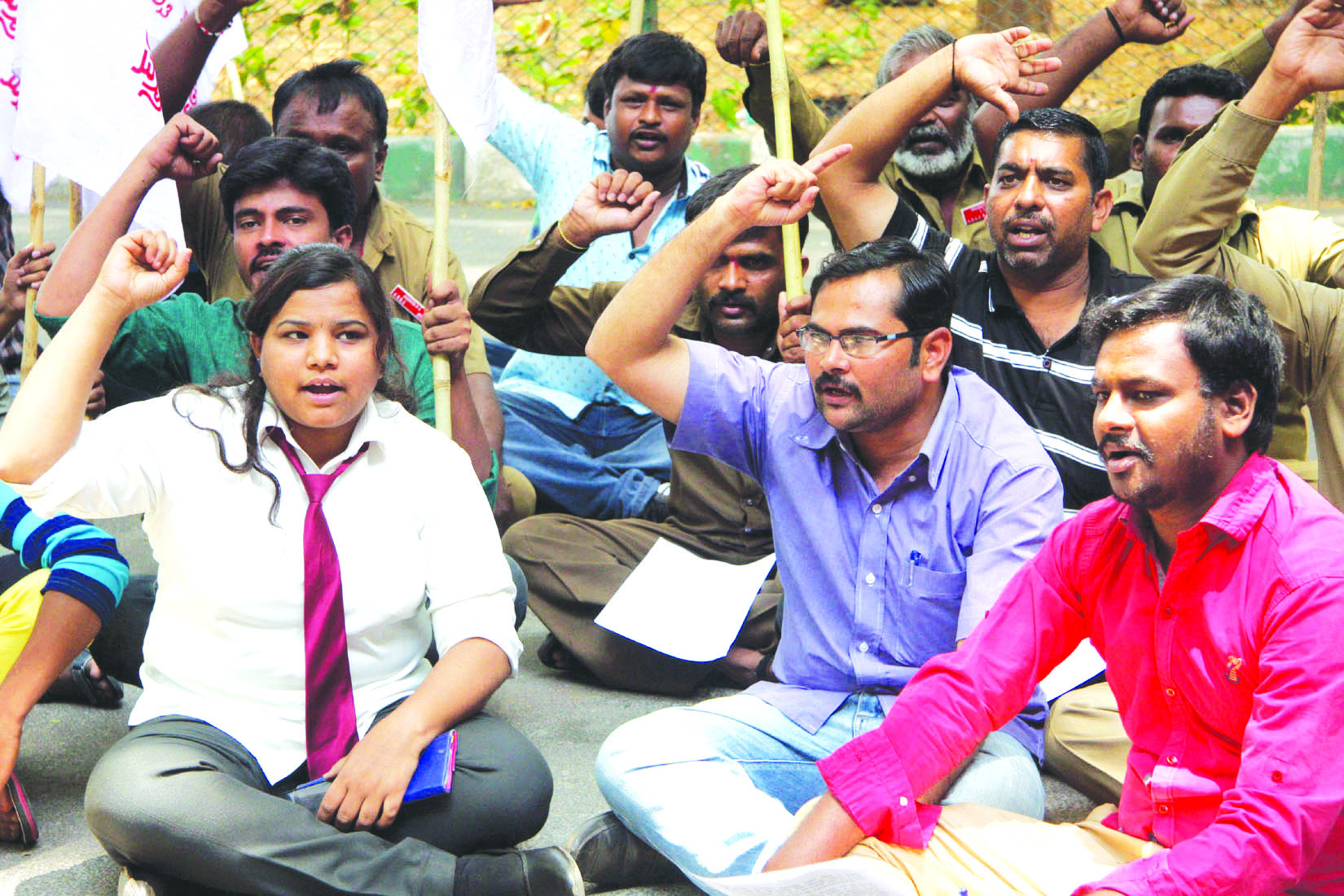 ಡೊನೇಶನ್ ಹಾವಳಿ ನಿಯಂತ್ರಣಕ್ಕಾಗಿ ‘ಜಿಲ್ಲಾ ಶಿಕ್ಷಣ ರೆಗ್ಯುಲೇಟಿಂಗ್ ಪ್ರಾಧಿಕಾರ’ ರಚಿಸಲು ಆಗ್ರಹ