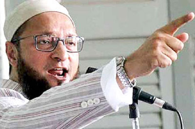 ಸಮಾಜವಾದಿ ಪಕ್ಷ ಹೆದರಿದ್ದರಿಂದಲೇ ನನ್ನನ್ನು ಆಝಂಗಡ ತೆರಳದಂತೆ ತಡೆಯಲಾಯಿತು. ಉವೈಸಿ