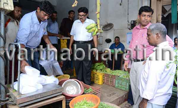 ಮಂಗಳೂರಿನಲ್ಲಿ ನಿಷೇಧವಿಲ್ಲದ ಪ್ಲಾಸ್ಟಿಕ್ ಸಾಮಗ್ರಿಗಳೂ ವಶಕ್ಕೆ: ಸಂಕಷ್ಟದಲ್ಲಿ ವ್ಯಾಪಾರಿಗಳು