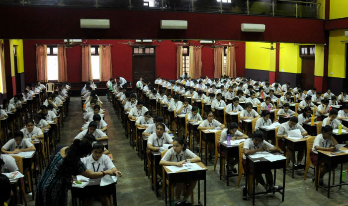 ನಿಗದಿತ ವೇಳಾಪಟ್ಟಿಯಂತೆ  ರಾಷ್ಟ್ರೀಯ ವೈದ್ಯಕೀಯ ಅರ್ಹತಾ ಪ್ರವೇಶ ಪರೀಕ್ಷೆ (ನೀಟ್); ಸುಪ್ರೀಂ ಆದೇಶ