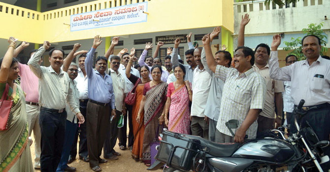 ವೇತನ ತಾರತಮ್ಯ ನಿವಾರಣೆಗೆ ಒತ್ತಾಯ