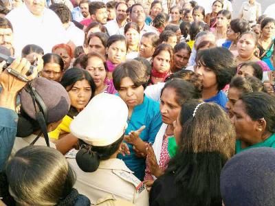 ಸಿಎಂ,ಸರಕಾರದ ವಿರುದ್ಧ ನ್ಯಾಯಾಂಗ ನಿಂದನೆ ಪ್ರಕರಣ ದಾಖಲಿಸಲು ದೇಸಾಯಿ ಸಜ್ಜು