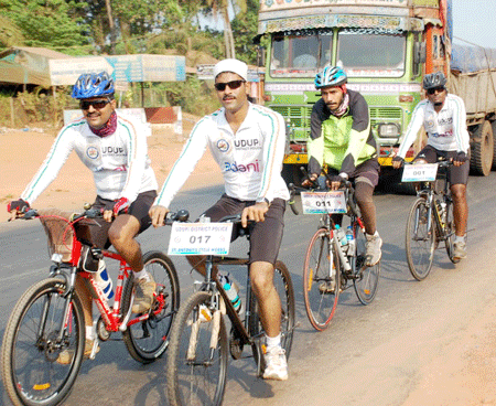 ಸೈಕಲ್ ಸವಾರಿ ಬಗ್ಗೆ ಜನಜಾಗೃತಿ: ಎಸ್ಪಿ ನೇತೃತ್ವದಲ್ಲಿ ಶಿರೂರು-ಹೆಜಮಾಡಿ ರ್ಯಾಲಿ
