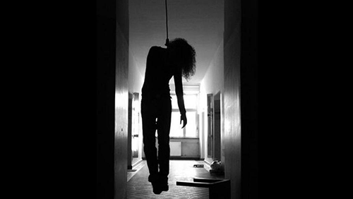 ಕಾಸರಗೋಡು : ವಿದ್ಯಾರ್ಥಿನಿ ನೇಣು ಬಿಗಿದು ಆತ್ಮಹತ್ಯೆ