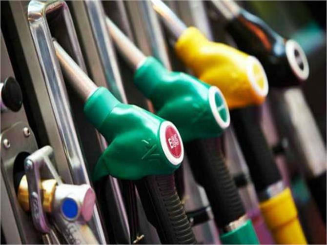 ಪೆಟ್ರೋಲ್, ಡೀಸೆಲ್‌ಗೆ ಐದುರೂಪಾಯಿ ಜಾಸ್ತಿಯಾಗಬಹುದಂತೆ!