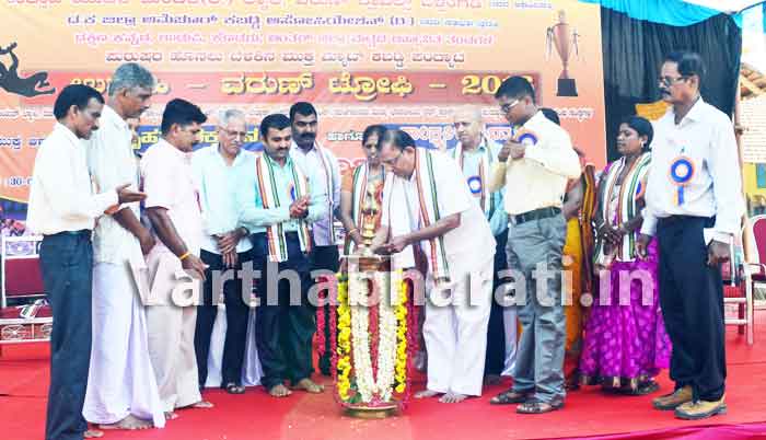 ಬೆಳ್ತಂಗಡಿಯಲ್ಲಿ ಬೃಹತ್ ರಕ್ತದಾನ ಶಿಬಿರ