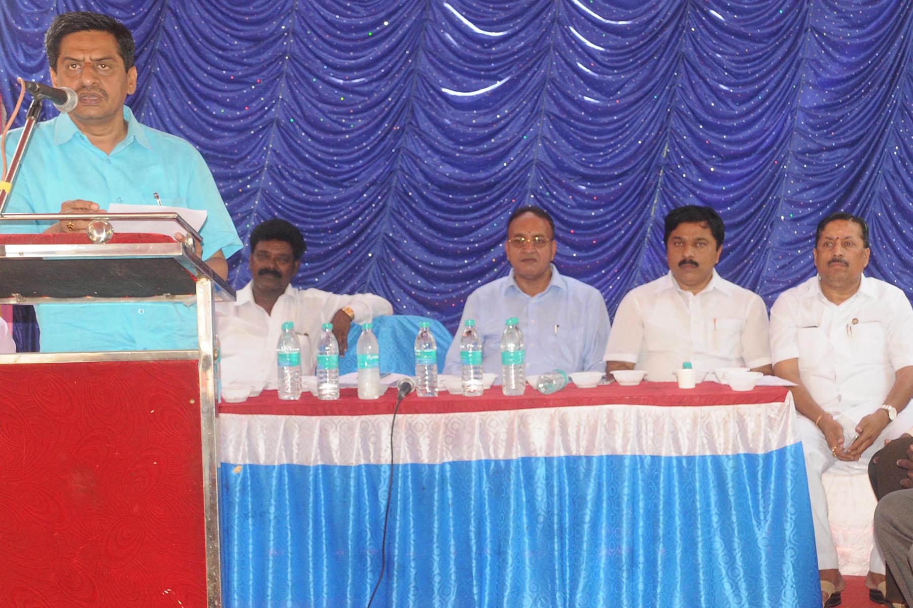 ಆಶ್ರಯ ಯೋಜನೆಯಡಿ ನಿವೇಶನ ನೀಡಲು ಒತ್ತಾಯ